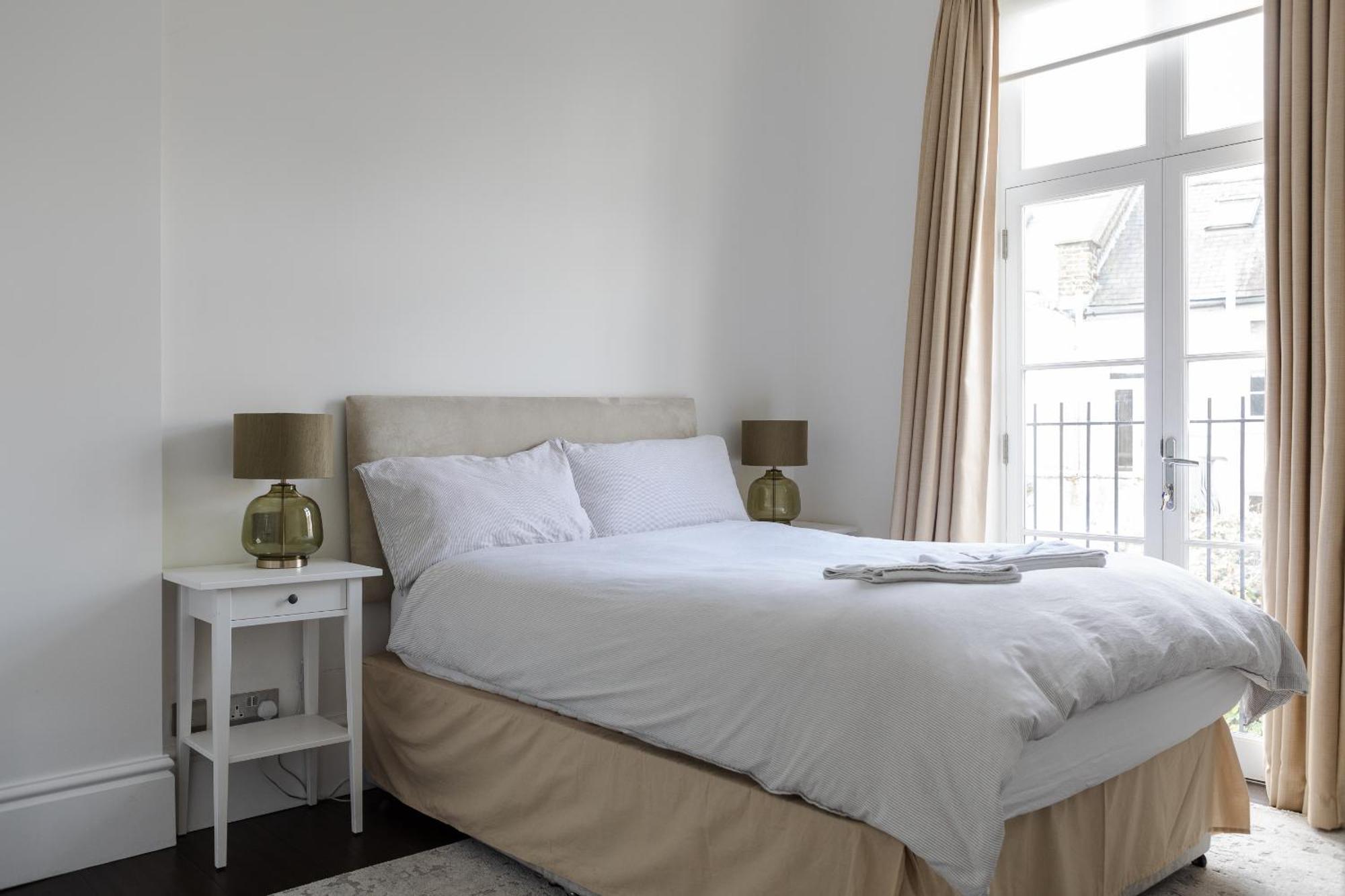 Number 53 - Stunning Maisonette With Parking In Kensington & Chelsea Лондон Екстер'єр фото
